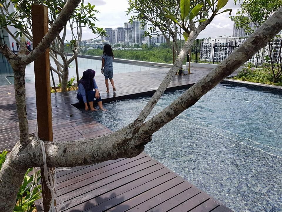 Mycozysoho With Excellent Swimming Pool View Apartment Cyberjaya Exterior photo